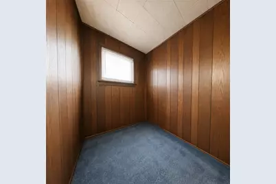 107 E 1st Ave, Tarentum, PA 15084 - Photo 9