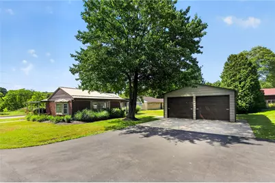2617 S Hermitage Rd, Hermitage, PA 16148 - Photo 25