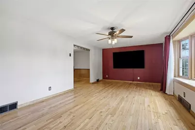 471 Beech Rd, Pittsburgh, PA 15239 - Photo 13