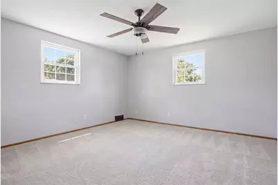 471 Beech Rd, Pittsburgh, PA 15239 - Photo 25