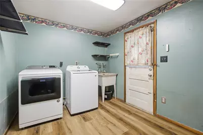 471 Beech Rd, Pittsburgh, PA 15239 - Photo 15