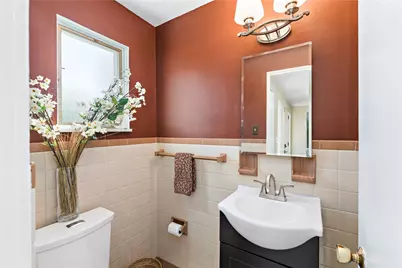 5892 Lorene Dr, Bethel Park, PA 15102 - Photo 13