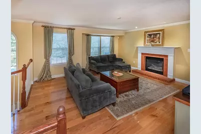 2010 Michael Drive, Pittsburgh, PA 15227 - Photo 3