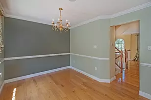 2010 Michael Dr, Pittsburgh, PA 15227 - Photo 5