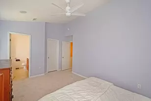 2010 Michael Dr, Pittsburgh, PA 15227 - Photo 11