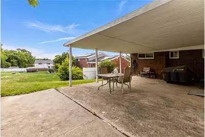 203 Burch Dr, Moon/Crescent Twp, PA 15108 - Photo 5