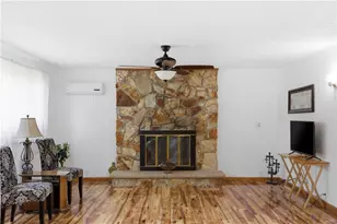 203 Burch Dr, Moon/Crescent Twp, PA 15108 - Photo 15