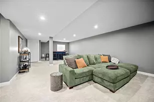 240 Regency Dr, North Strabane, PA 15330 - Photo 37