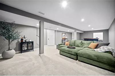240 Regency Dr, North Strabane, PA 15330 - Photo 39