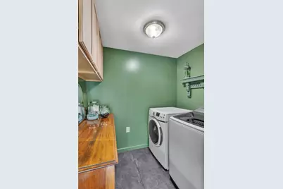 416 Vermont Ave, Rochester, PA 15074 - Photo 13