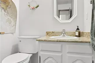 4206 Wembleton Dr, Hampton, PA 15101 - Photo 11