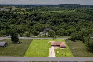 5444 Sunset View Dr, Forward Township, PA 15063 - Photo 5