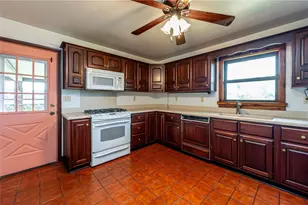 5444 Sunset View Dr, Forward Township, PA 15063 - Photo 23