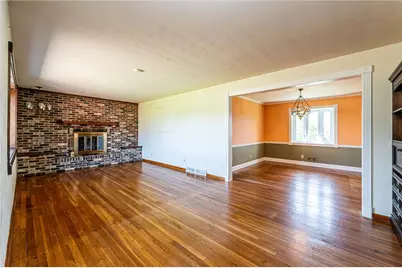 5444 Sunset View Dr, Forward Township, PA 15063 - Photo 11