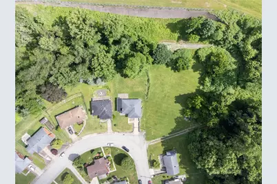 648 Birch St, Jeannette, PA 15644 - Photo 35