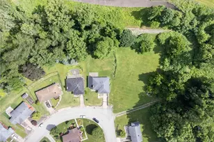 648 Birch St, Jeannette, PA 15644 - Photo 35