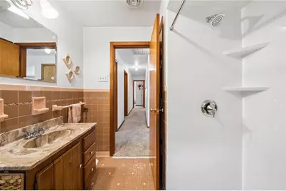648 Birch St, Jeannette, PA 15644 - Photo 21