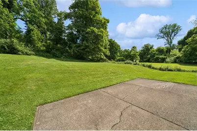 648 Birch St, Jeannette, PA 15644 - Photo 31