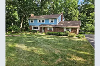 135 Thornwood Dr, Twp of But SE, PA 16001 - Photo 1