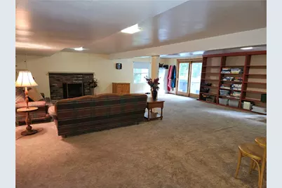 135 Thornwood Dr, Twp of But SE, PA 16001 - Photo 23