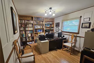 135 Thornwood Dr, Twp of But SE, PA 16001 - Photo 5
