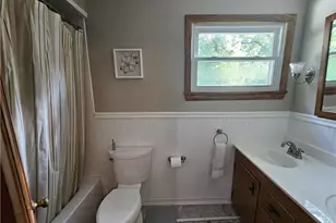 135 Thornwood Dr, Twp of But SE, PA 16001 - Photo 23