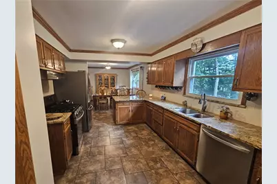135 Thornwood Dr, Twp of But SE, PA 16001 - Photo 9