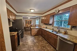 135 Thornwood Dr, Twp of But SE, PA 16001 - Photo 9