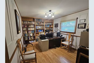 135 Thornwood Dr, Twp of But SE, PA 16001 - Photo 5
