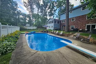 135 Thornwood Dr, Twp of But SE, PA 16001 - Photo 31