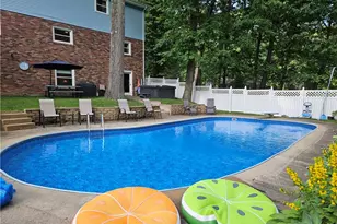 135 Thornwood Dr, Twp of But SE, PA 16001 - Photo 31