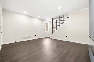 4005 Haldane St, Pittsburgh, PA 15207 - Photo 9