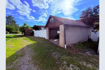 2067 Broadway Ave, Hempfield Township, PA 15601 - Photo 43