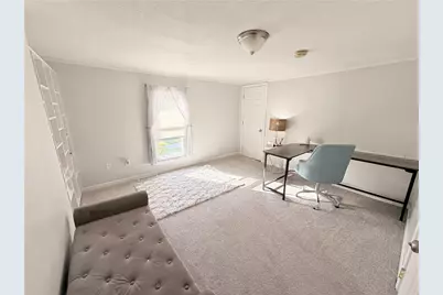 2067 Broadway Ave, Hempfield Township, PA 15601 - Photo 11