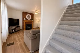 2067 Broadway Ave, Hempfield Township, PA 15601 - Photo 11