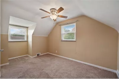 927 Edward Dr, Pittsburgh, PA 15227 - Photo 19