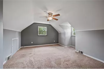 927 Edward Dr, Pittsburgh, PA 15227 - Photo 17