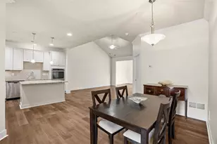 618 Old Glory Ln, Economy, PA 15042 - Photo 5