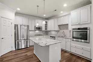 618 Old Glory Ln, Economy, PA 15042 - Photo 3