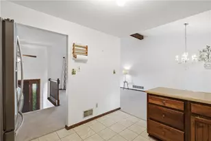 1721 Grovecrest Dr, Pittsburgh, PA 15239 - Photo 11