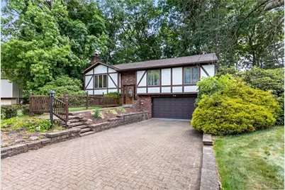 1721 Grove Crest Dr, Pittsburgh, PA 15239 - Photo 27