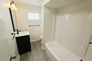 334 Caperton St, Pittsburgh, PA 15210 - Photo 15