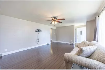 156 McLaughlin Dr, New Kensington, PA 15068 - Photo 3