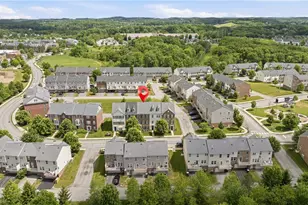 404 Fairgate Drive, Pine Township, PA 15090 - Photo 3