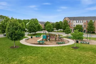 404 Fairgate Drive, Pine Township, PA 15090 - Photo 5