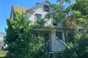 541 Lorain St, Sharon, PA 16146 - Photo 3