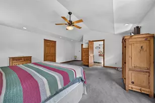 1013 Three Degree Rd, Penn Township, PA 16002 - Photo 19