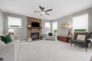1900 Oakhurst Dr, Pittsburgh, PA 15101 - Photo 11