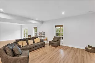 1723 Stevensan Dr, Pittsburgh, PA 15143 - Photo 29