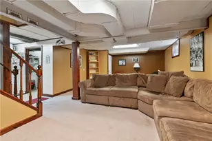 2738 Milford Dr, Bethel Park, PA 15102 - Photo 25